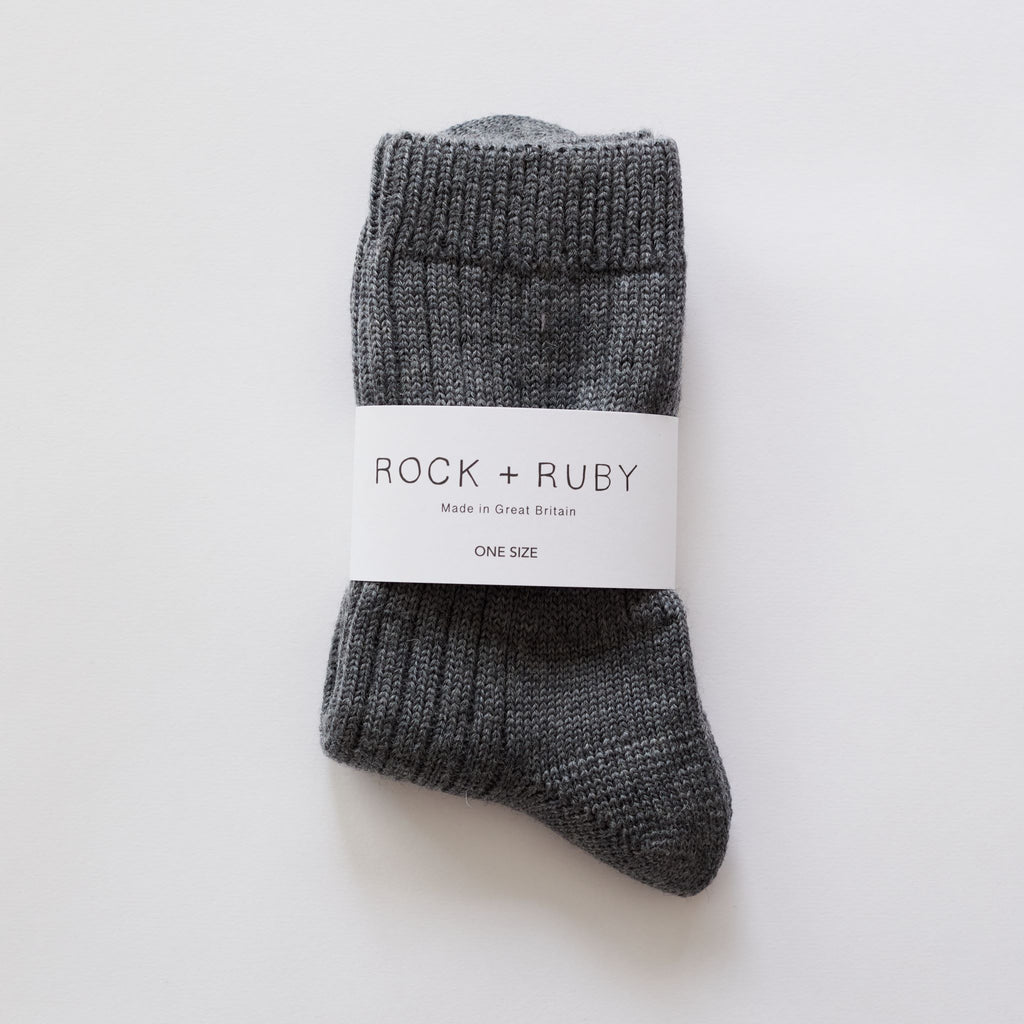 ALL SOCKS – Rock and Ruby